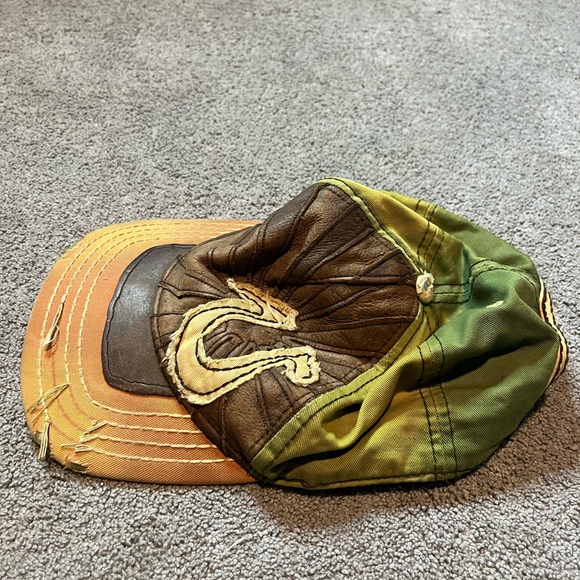 Vintage TRUE RELIGION xxx Distressed Trucker Hat Y2K Horseshoe Logo - Picture 3 of 6